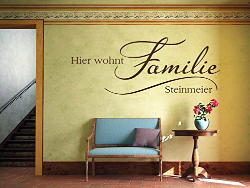Klebeheld® Wandtattoo Hier wohnt Familie mit Wunschname.