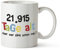 Casa Vivente Weiße Tasse mit Aufdruck zum 60. Geburtstag, Alter in Tagen, Kaffeebecher aus Keramik, Lustige Geschenkideen für Männer und Frauen, 300 ml