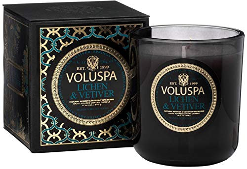 Voluspa Classic Maison Kerze – Flechten & Vetiver 340 g
