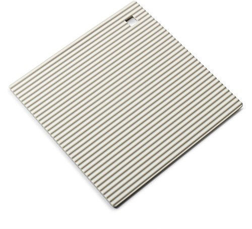 Zeal Silicone Trivet Mat Kitchen Worktop Protector for Hot Pots and Pans (18 x 18cm) – Heat Resistant Mat, Non Slip Square Trivet, Cream