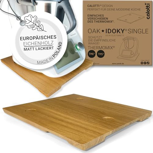 Calotti® Oak IDOKY® SINGLE. Nachhaltiges Premium Gleitbrett aus Eichenholz für Thermomix® TM6 und TM5. Besonders flach gebaut, matt lackiert, leicht zu heben und schont die Waage. Made in Europe