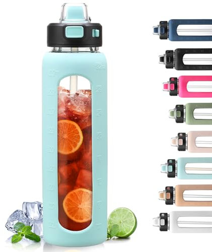 BLUEGO 900ML Bouteille d'eau en Verre avec Poignée et Paille Bouteille d'hydratation avec Manchon en Silicone et Marquage du Temps Gourde de Motivation pour Gym Sport Extérieur Anti-fuite, Bleu clair