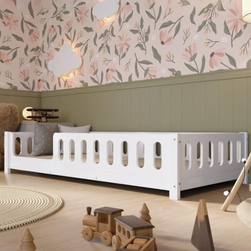 Crazy Pine Kinderbett 140x200 cm – Weißes Montessori Bodenbett mit Rausfallschutz aus MDF – Sicheres Kleinkindbett mit Abgerundeten Kanten – Einstieg Links – Einfache Montage – Crazy Ethan