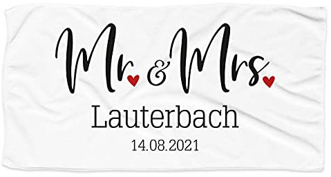Herz & Heim® XL Badetuch Mr & Mrs mit Wunschname und Datum 100 x 180 cm (B/H)