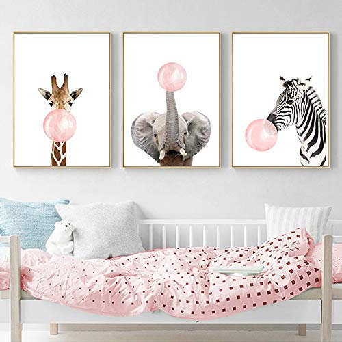 3 Poster Tiere mit Kaugummi Rosa Bilder Tierkinder Deko Zimmer Mädchen Leinwand Bilder Babyzimmer Safari Giraffe Elefanten Zebra Wandbilder Baby Geschenk ohne Rahmen