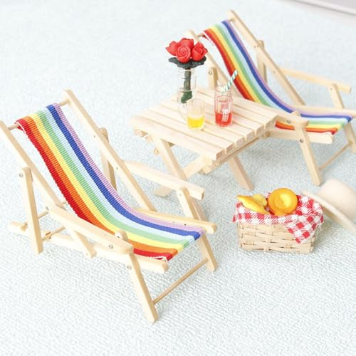 KARLOR Mini-Strandstuhl Dekoration, 2 Stk. Miniatur Regenbogen-Lounge-Stühle Mini-Szene Mikro-Landschaftsdekoration Mini-Möbel Garten Miniatur-Liegestuhl Kissen Faltbar (Regenbogen)