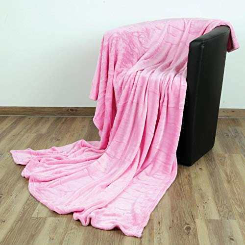 Bestlivings Kuscheldecke Celina 150x200 cm – große Sofadecke in Rosa | 220g/m² Mikrofaser, beidseitig gleich weich und flauschig, wärmend, leicht – großzügiges Format, ideal für Sofa und Bett