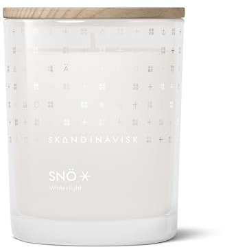 Skandinavisk SNÖ 'Schnee' Duftkerze, Sonderedition, Duftnoten: Gefrorene Wälder und vereiste Beeren, der scharfe, frische Atem der Minusgrade, 200 g.