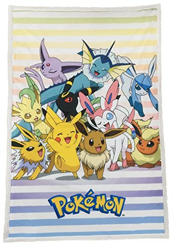 Lyo HÔMADICT Plaid Sherpa Pokémon – 100 x 150 cm – Coperta in pile morbida e calda, evoluzione, qualità elevata e confortevole, licenza ufficiale