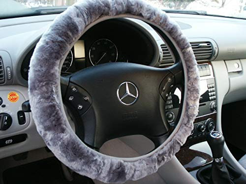 Schöne Lenkradhülle aus echtem Lammfell - Lenkradbezug in Silber/hellgrau, passend für Ihr Standard Lenkrad - Fellbezug bis ca. 38 cm Durchmesser - angenehm bei Hitze und Kälte