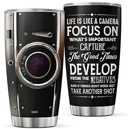 CUBICER Vaso de acero inoxidable para fotógrafo, de 20 onzas, doble pared, para hombre, taza de café con tapa, edición de fotos, regalos para amigos en cumpleaños, graduación, único con cita