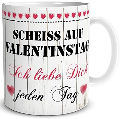 TRIOSK Tasse Scheiss auf Valentinstag mit Spruch Ich liebe Dich jeden Tag Geschenk lustig für Sie Ihn Männer Frauen verliebte Paare Rot, Keramik 300ml