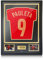 My Goat Trikotrahmen 60x80cm – Rahmen für Fußballtrikot, einfach mit Personalisierung von Foto und Text – aus Aluminium (Grau) (Gold)