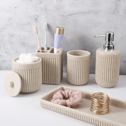 XLHOMO Badezimmer-Zubehör-Set aus Kunstharz, Beige, 5-teilig, Lotion-Seifenspender, Zahnbürstenhalter, Badezimmer-Becher, Qtip-Halter und Schminktisch-Tablett, Badezimmer-Arbeitsplatten-Organizer-Set