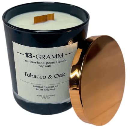 13 GRAMM - Tobacco & Oak Duftkerze | Handmade in Germany | Nachhaltige Aroma Kerze aus veganem Sojawachs | Glas mit Deckel & Holzdocht | 60 h Brenndauer 300 gr