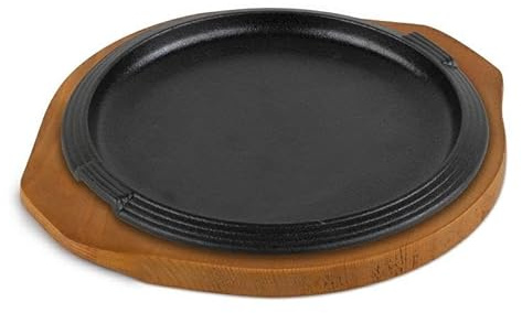 mille idee Piatto in Ghisa Smaltata con Vassoio in Legno – Piastra da Servire per Carni, Fajitas, Grigliate e Pietanze Calde – Resistente, Mantiene il Calore, Ideale per Casa e Ristoranti (D. CM 26)
