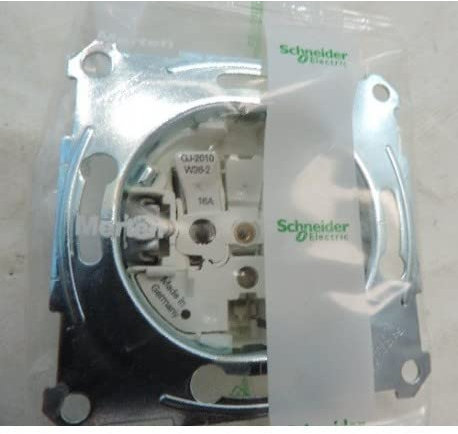 Schneider Electric - Prise 2P sans terre 16A NF connexion borne auto sans enjoliveur ni plaque série Merten M-Plan SCHNEIDER ELECTRIC MTN2000-0000