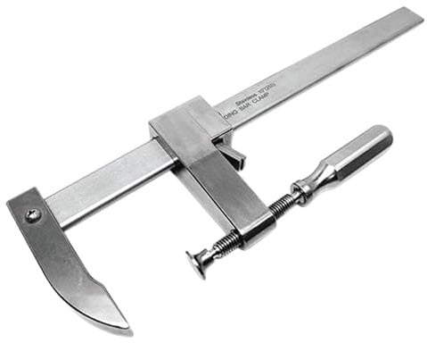 600 mm Schraubzwinge aus Edelstahl, korrosionsbeständig, ideal für Befestigungen im Außenbereich und Bauprojekte.