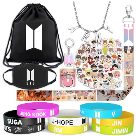 BTS Fanartikel Geschenk Set Für Army, Bangtan Boys Merch mit 1 Kordelzug Stoffbeutel, 8 BTS Armbänder, 1 Halskette, 1 Schlüsselanhänger,1 Handy Ring, 1 Schlüsselband, 40 Aufkleber