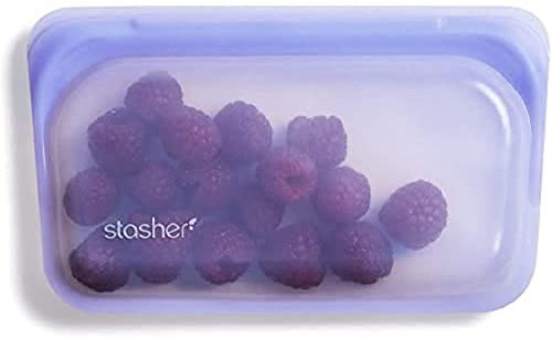 Stasher Borsa per snack (Ametista) | Sacchetti riutilizzabili per congelatore da viaggio e conservazione degli alimenti, sacchetto in silicone con cerniera | 21 cm x 14 cm x 1,3 cm/290 ml