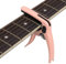 Gitarren Kapodaster, 7,3x8,5x1,3 cm / 2,9x3,3x0,5 Zoll E-Gitarre Akustikgitarren Kapodaster Saitenstahl Ukulele Kapodaster mit Pick Halter Tasche für klassische Gitarre Ukulele Mandoline und Banjo