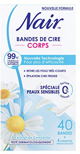 NAIR - Bandes de Cire Froide Corps, Spéciales Peaux Sensibles, à l'Extrait de Camomille, 99% d'Origine Naturelle, 40 Bandes + 4 Lingettes Finition Douceur