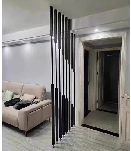 Junvstor Raumteiler Metall Sichtschutz, Trennwand Raumteiler Freistehend Schwarz. 145-300cm Hoher Trennpfosten zur Raumtrennung, Eisenlamellen (5pcs,145cm/57in/4.76ft)