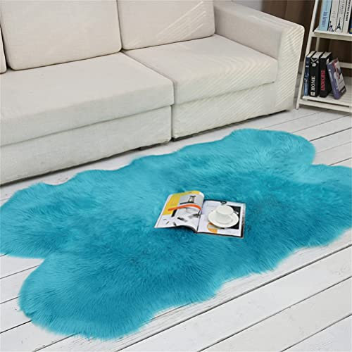 Tomifine Lammfell Schaffell Teppich Faux Fell Teppich Flauschig Kunstfell Teppiche Dekofell Unregelmäßig Bettvorleger Weiche Bodenmatte Sofa Matte (100 x 200 cm,Blau)