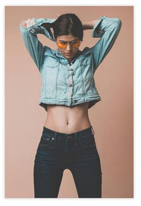 Alexandra Daddario Poster (17) Leinwandposter Schlafzimmer Dekor Sport Landschaft Büro Zimmer Dekor Geschenk Unframe-Stil 30 x 45 cm