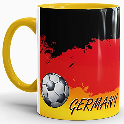 Deutschland-Tasse passend zur WM oder EM mit Fussball - Innen & Henkel Gelb/Länderfarbe/Weltmeisterschaft/Flagge/Fahne/Cup/Mug/Qualität Made in Germany