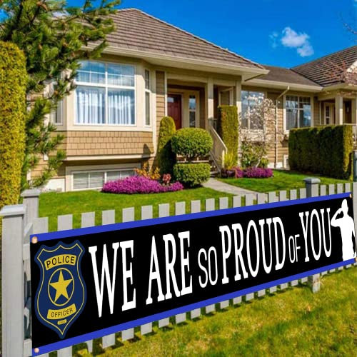 Hintergrundbanner mit Aufschrift We Are So Proud Of You