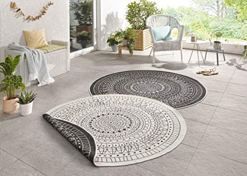 Northrugs Porto In- und Outdoor Teppich Rund – Runder Wendeteppich Wasserfest Mandala Design Flachgewebe Teppich Wetterfest für Balkon, Terrasse, Garten, Wohnzimmer in Schwarz Creme, ⌀140cm