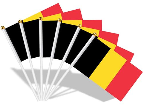 AhfuLife 15 banderas de Bélgica en palos para decoración de fiestas, banderas pequeñas belgas de mano de 14 x 21 cm con poste blanco de 30 cm para decoración del Día Nacional, Eurocopa del Mundo