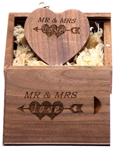 LXSINO 32 GB Holz USB-Stick mit Lasergravur Mr & Mrs Design - Herzform aus Holz mit 32 GB Speicher