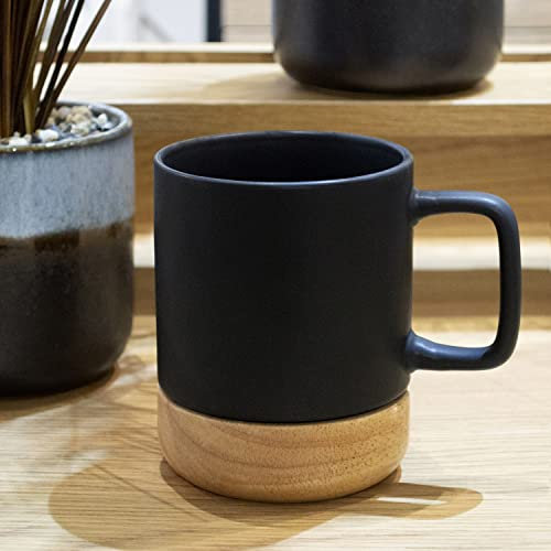 Secret de gourmet New Home Tasse à café noire avec poignée et sous-verres, Tasse 430ML faïence noire pour le petit déjeuner avec plateau en bambou