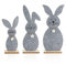 com-four® 3X Deko Aufsteller für Ostern - Niedliche Filz-Osterhasen - Osterdeko zum Hinstellen - Osterdekoration aus Holz und Filz (03 Stück - 30 und 43cm)