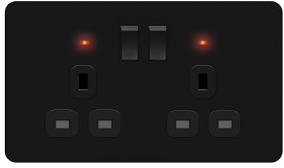 LIDER 2-Gang Switched 13A Socket, Screwless Plastic Plate Cover, Black | Double-Pole Plug Socket, Child-Proof Shutters, UKCA Certified, Thermoplastic, Tamper-Resistant, Double-Pole Appliance