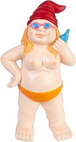 BRUBAKER Gartenzwerg Frau Nackt - FKK Zwergen Dame mit Bier Sonnenbrille - freizügige Gartenfigur Nudistin Lustig - Dekoration Wetterfest für Garten Campingplatz - Gartendeko für außen - 23 cm