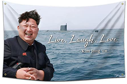 Fvieon Kim Jong Un Live, Laugh,Love Flagge, 90 x 150 cm, lustiges Poster, UV-beständig, verblasst nicht und langlebig, Männerhöhlen-Wandflagge mit 4 Messingösen für Studentenwohnheim, Raumdekoration