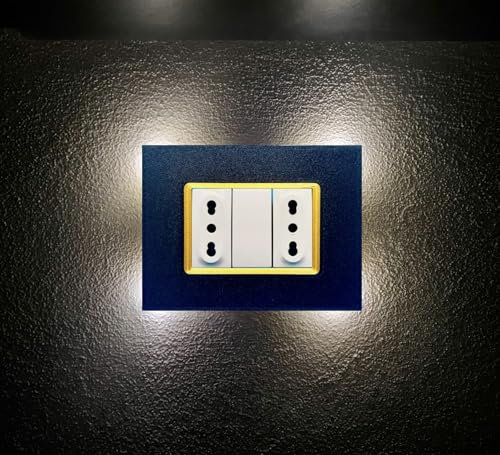 Placchetta Universale Personalizzata 3 MODULI in PLASTICA RETROILLUMINATA per interruttori luce COMPATIBILE con ABB,Bticino, Kalos, Legrand,My Life, Metis, Navaris, Gewiss,Simon Urmet,Vimar,Alexa.