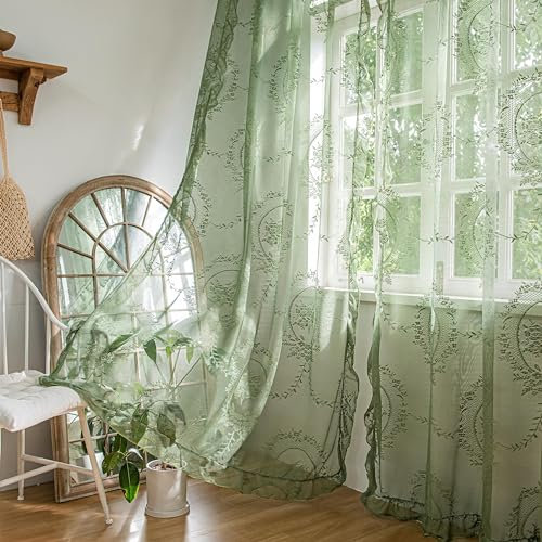 Sutuo Home Olivgrüne Spitzenvorhänge für Schlafzimmer, Wohnzimmer, 274 cm lang, 2 Paneele, durchscheinende Paneele, Rosen-Blumenstickerei, gerüscht, Vintage-Fensterdekoration, Weihnachtsdekoration