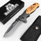 BearCraft Coltello di Salvataggio Pieghevole Carbon Design con ** eBook Gratuito ** | Coltellino Tascabile di Sopravvivenza all'Aria Aperta | con Una Sola Mano, rompi-Vetro e taglierina