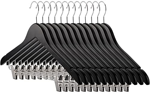Tosnail Paquete de 12 perchas de madera para pantalones, perchas de madera para trajes con clips y ganchos de acero, colección de madera maciza natural, perchas de ropa estándar, color negro