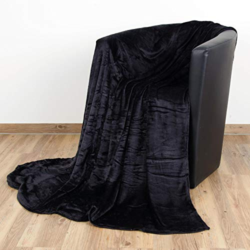 Bestlivings Kuscheldecke Celina 130x170 cm – Flauschige Sofadecke in Schwarz