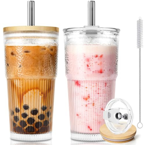 KEMORELA 2 Stück 600ml Glasbecher mit 2-in-1 Deckel & Bambusdeckel, 2 Edelstahl-Strohhalmen – Gerippte Trinkgläser für Eiskaffee, Latte, Smoothies & Bubble Tea