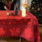 Zmorfiya Rot Weihnachten Tischdecke 140x240cm, Abwischbar Rechteckig Tischdecken mit Poinsettia Blätter Blumenmuster, Wasserabweisend Waschbar Tischdecke Tischtuch für Fest Küche Winter