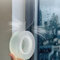 1 rollo de cinta aislante autoadhesiva para ventanas y puertas de 5 cm*20 m, cinta impermeable para ventanas en invierno, aísla del ruido, el polvo y el aire frío