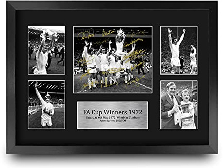 HWC Trading FR A3 1972 FA Cup Winners gedruckte Erinnerungsstücke signiert Autogramm Display für Fußballfans und Fans, A3, gerahmt