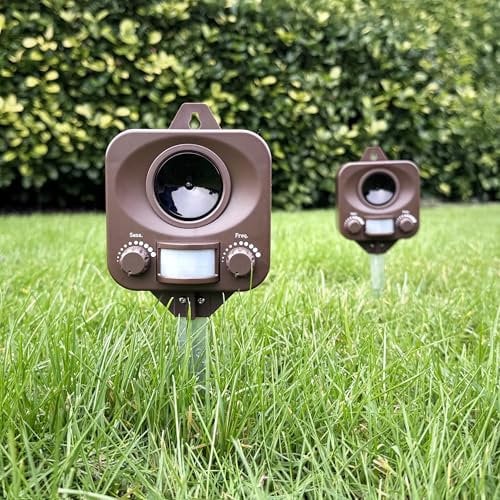 Pestbye® Battery Operated Motion Activated Waterproof Fox Repellent - Quick Fix Ultrasonic Fox Scarer with Ground Stake - Set of 2