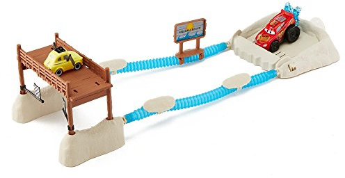 Mattel Disney Cars 3 Fireball Beach Water-Action Playset